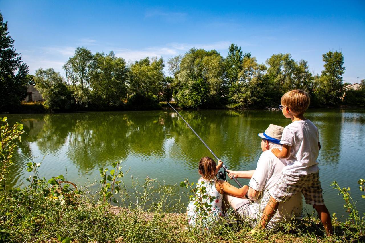 Camping De Chalons en Champagne Bagian luar foto