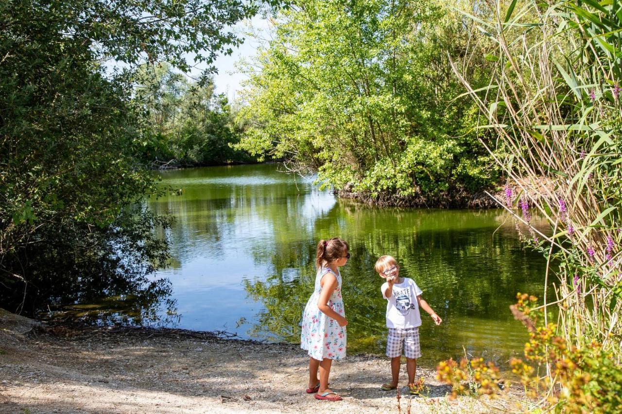Camping De Chalons en Champagne Bagian luar foto