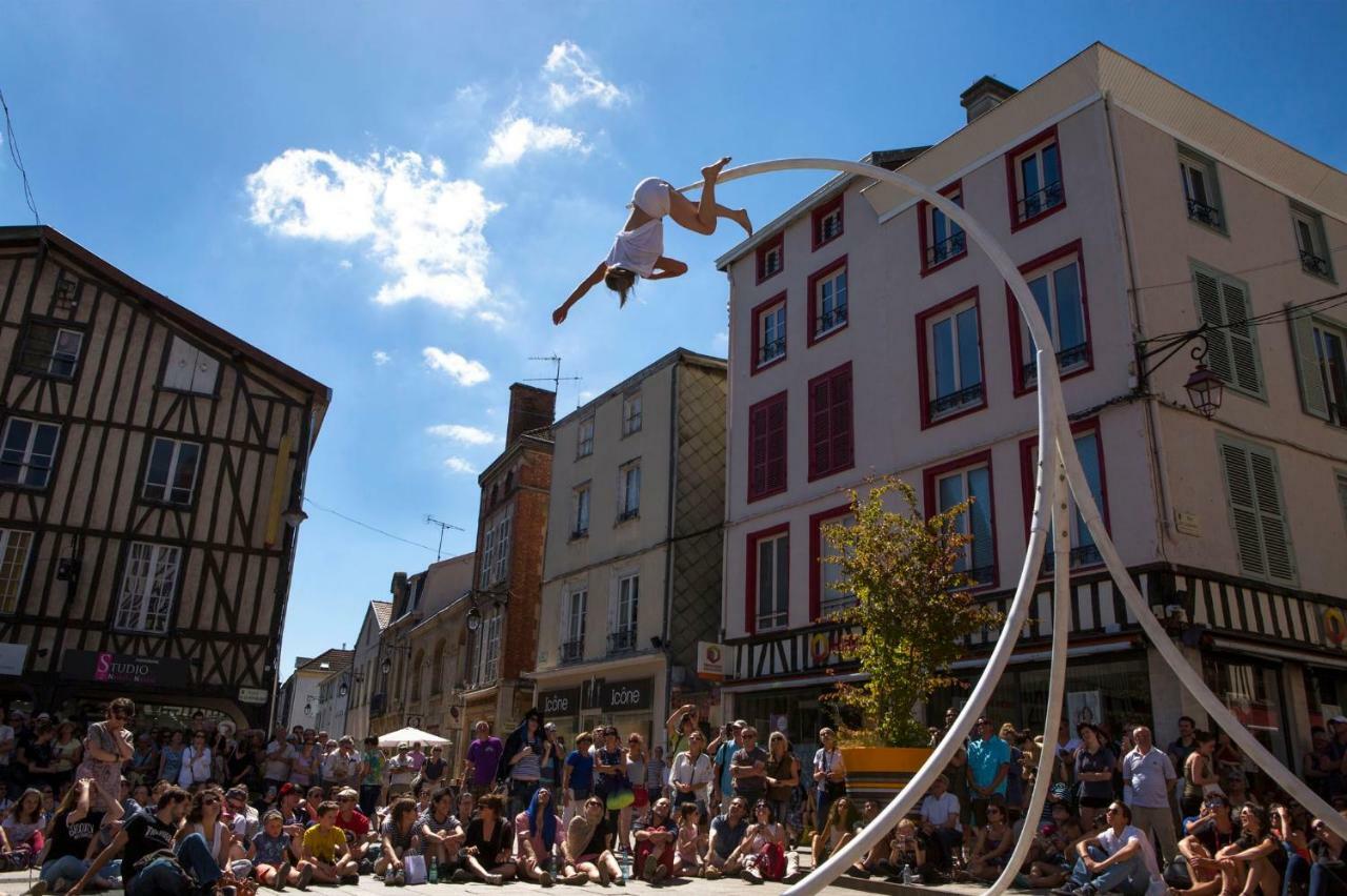 Camping De Chalons en Champagne Bagian luar foto